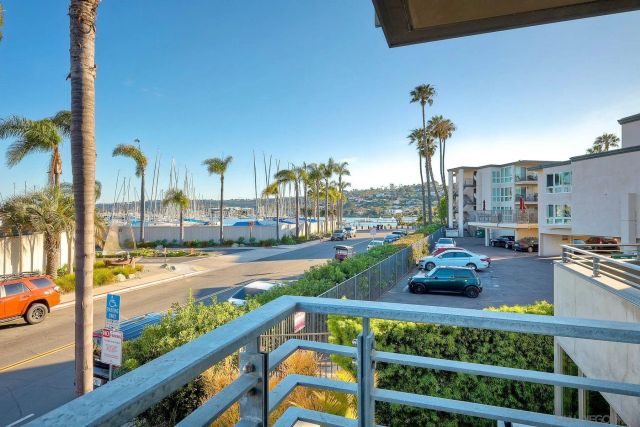 1052 Anchorage Ln, San Diego, CA 92106