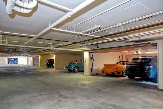 1052 Anchorage Ln, San Diego, CA 92106