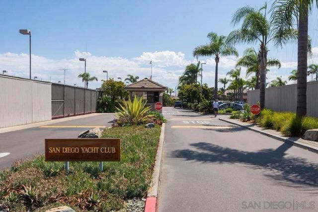 1052 Anchorage Ln, San Diego, CA 92106