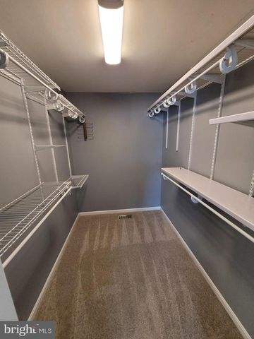 8 CINDY LN, Capitol Heights, MD 20743