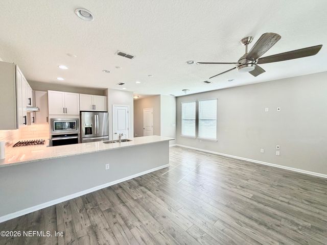 417 PINE BLUFF Drive, St. Johns, FL 32092