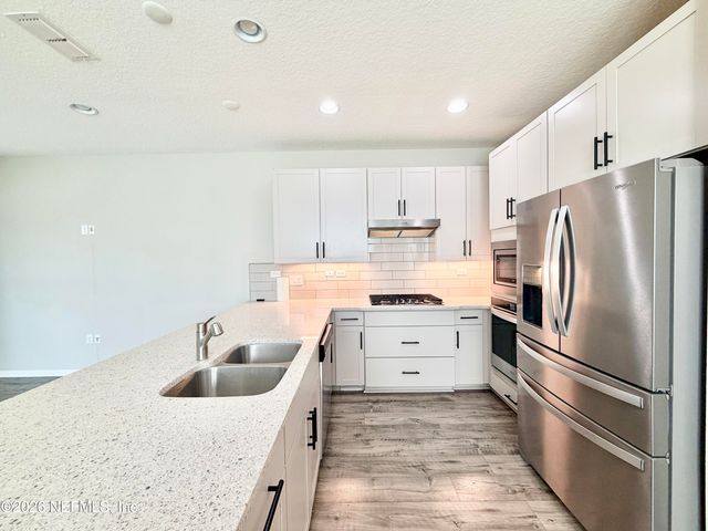 417 PINE BLUFF Drive, St. Johns, FL 32092
