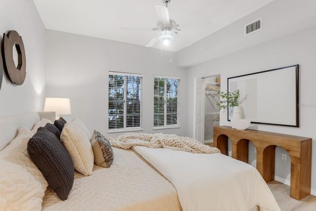 5246 HAMPTON BEACH PLACE, Tampa, FL 33609