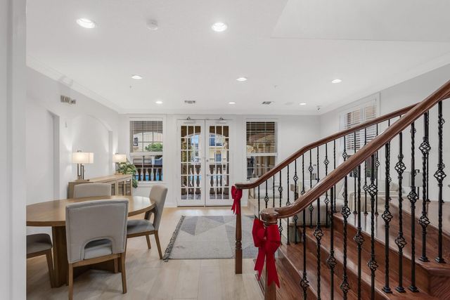 5246 HAMPTON BEACH PLACE, Tampa, FL 33609