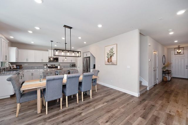 4532 Cloverleaf Way, Roseville, CA 95747