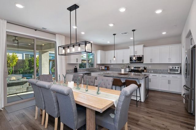 4532 Cloverleaf Way, Roseville, CA 95747