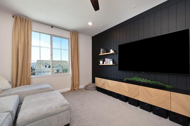 4532 Cloverleaf Way, Roseville, CA 95747