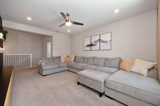 4532 Cloverleaf Way, Roseville, CA 95747