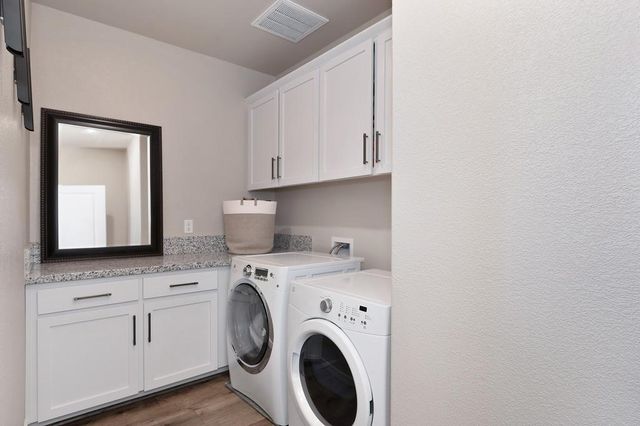 4532 Cloverleaf Way, Roseville, CA 95747