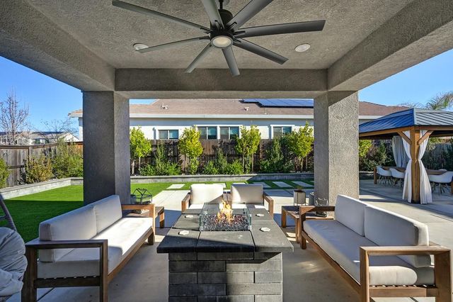 4532 Cloverleaf Way, Roseville, CA 95747