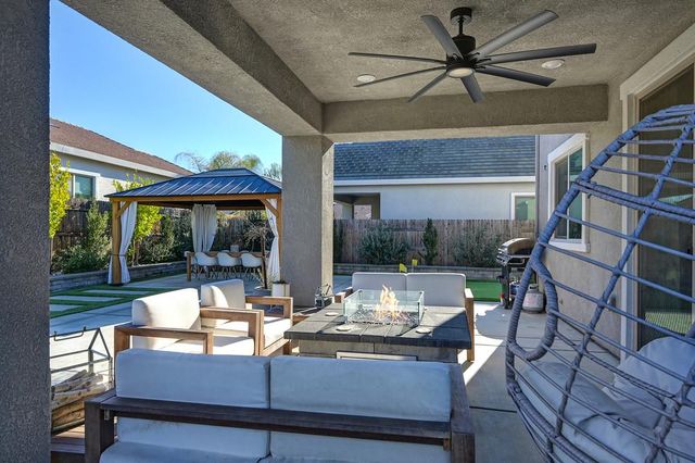 4532 Cloverleaf Way, Roseville, CA 95747