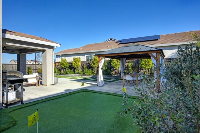 4532 Cloverleaf Way, Roseville, CA 95747