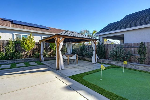 4532 Cloverleaf Way, Roseville, CA 95747