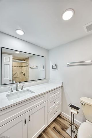 1740 Pine Valley DR # 215, Fort Myers, FL 33907