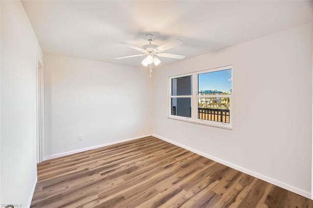 1740 Pine Valley DR # 215, Fort Myers, FL 33907