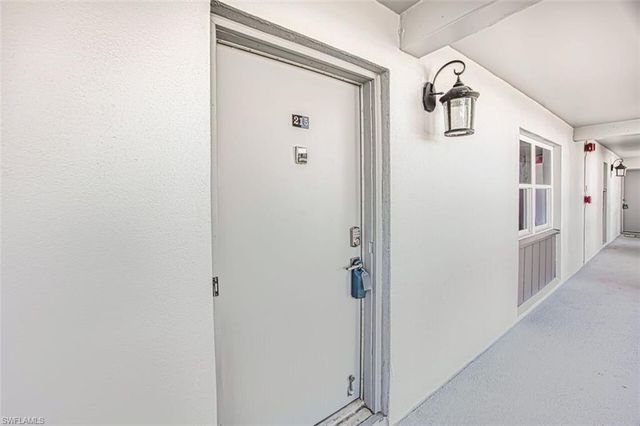 1740 Pine Valley DR # 215, Fort Myers, FL 33907