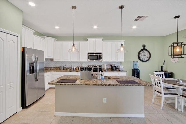 8435 HUNTERS FORK LOOP, Ruskin, FL 33573