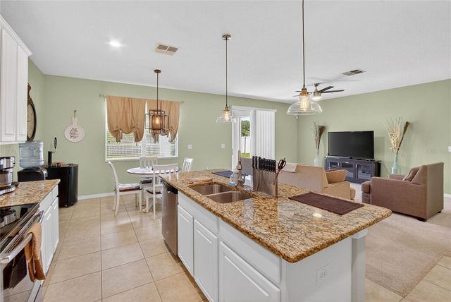 8435 HUNTERS FORK LOOP, Ruskin, FL 33573