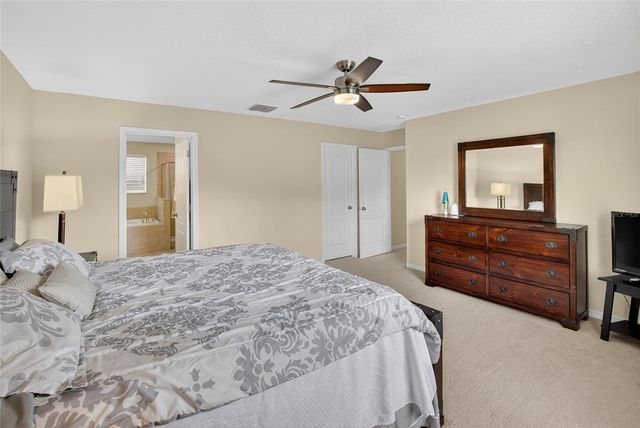8435 HUNTERS FORK LOOP, Ruskin, FL 33573