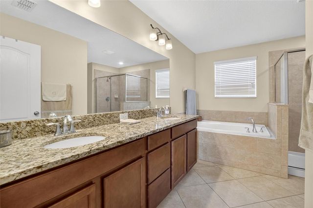 8435 HUNTERS FORK LOOP, Ruskin, FL 33573