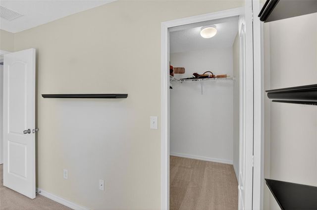8435 HUNTERS FORK LOOP, Ruskin, FL 33573