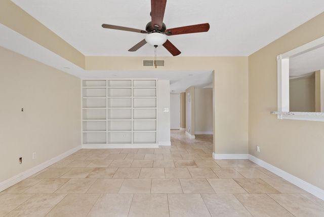 2232 W Lindner Avenue Unit 15, Mesa, AZ 85202