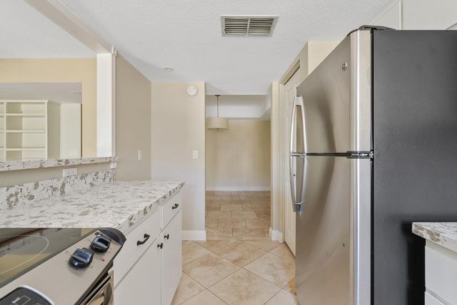 2232 W Lindner Avenue Unit 15, Mesa, AZ 85202