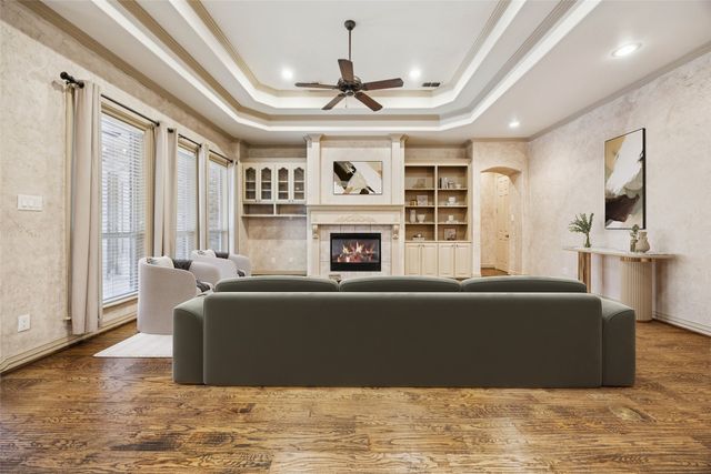 8315 Thornridge Drive, North Richland Hills, TX 76182