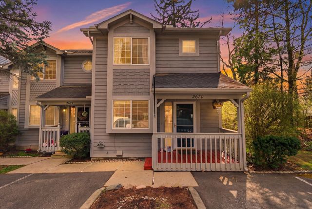 2670 Packard Road, Ann Arbor, MI 48104