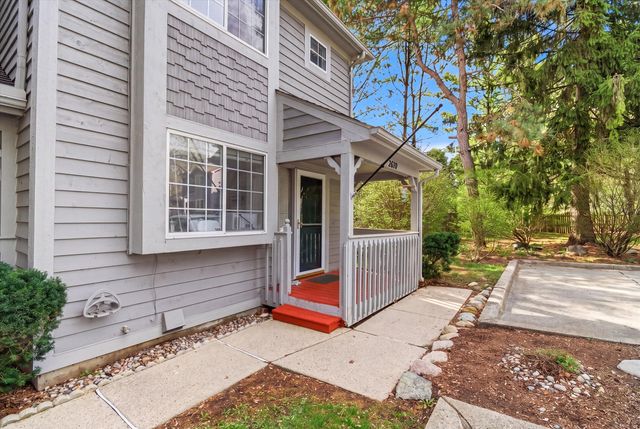 2670 Packard Road, Ann Arbor, MI 48104