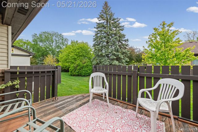 3779 Heritage Parkway 41, Dearborn, MI 48124