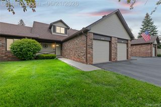 3779 Heritage Parkway 41, Dearborn, MI 48124