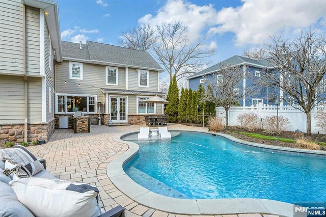 110 Terbell Parkway, River Vale, NJ 07675