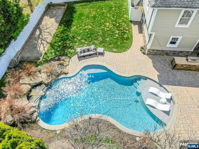 110 Terbell Parkway, River Vale, NJ 07675