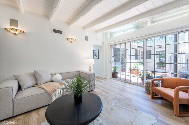 14650 Lacota Place, Sherman Oaks, CA 91403