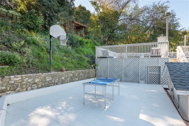 14650 Lacota Place, Sherman Oaks, CA 91403