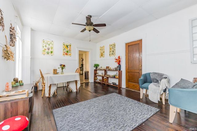 411 - 413 W Adams Street, Muncie, IN 47305