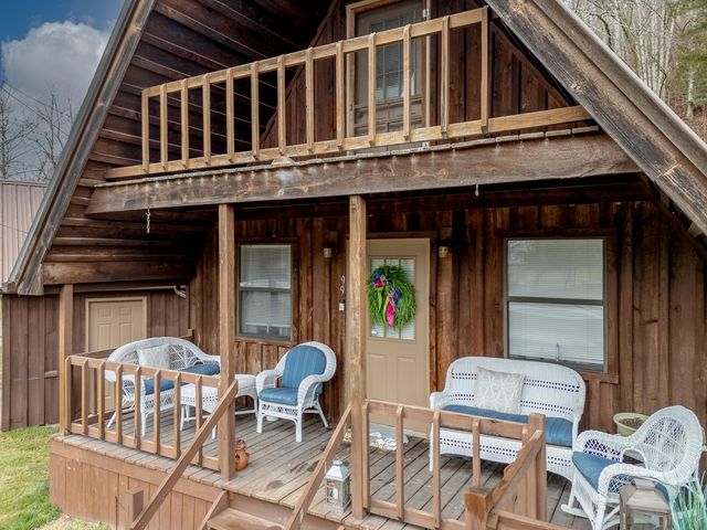 99 Highway 36, Frenchburg, KY 40322