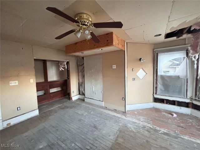 1888 Beersford Road, East Cleveland, OH 44112