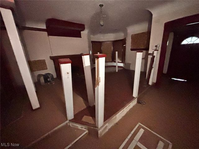 1888 Beersford Road, East Cleveland, OH 44112