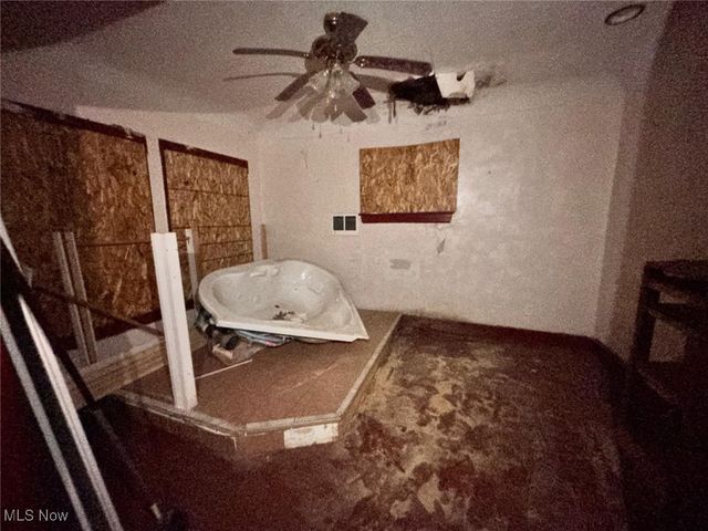 1888 Beersford Road, East Cleveland, OH 44112