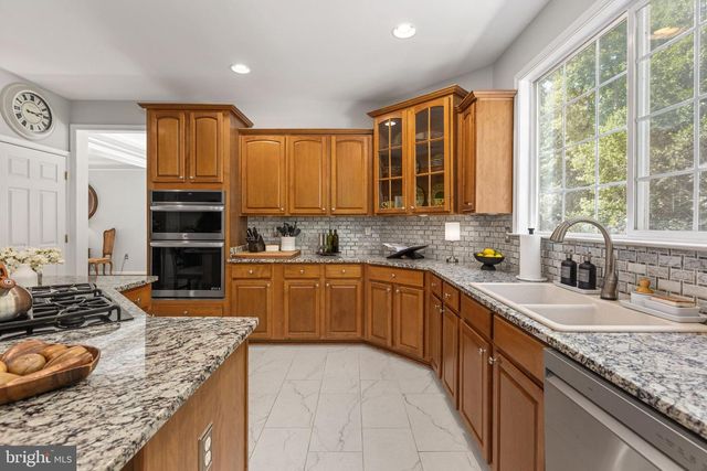 26 NEABSCO DR, Fredericksburg, VA 22405
