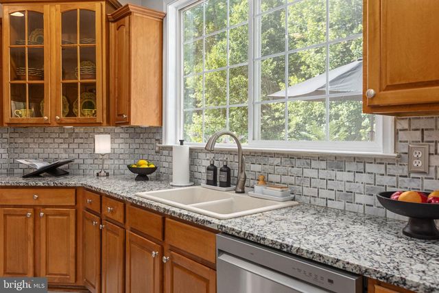 26 NEABSCO DR, Fredericksburg, VA 22405