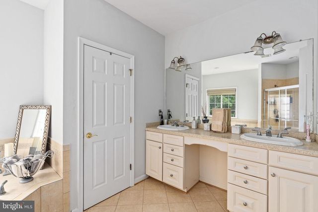 26 NEABSCO DR, Fredericksburg, VA 22405