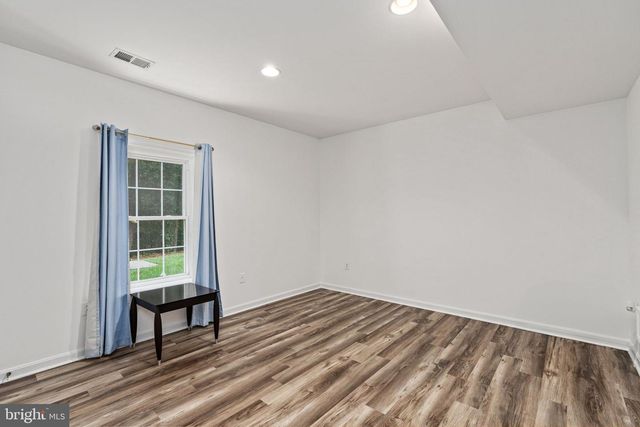 26 NEABSCO DR, Fredericksburg, VA 22405