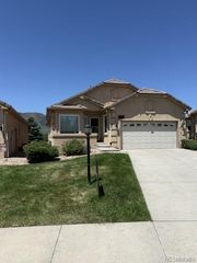 2176 Creek Valley Circle, Monument, CO 80132