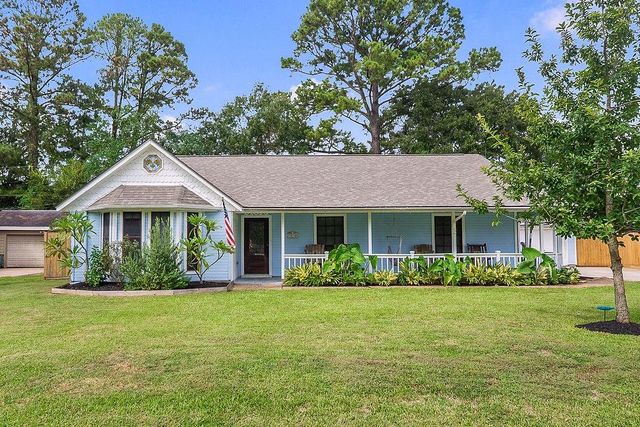 3838 Hansen Drive, Dickinson, TX 77539
