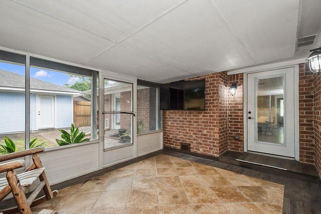 3838 Hansen Drive, Dickinson, TX 77539