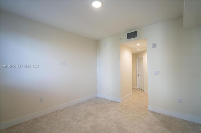 1091 Galiano St 404, Coral Gables, FL 33134