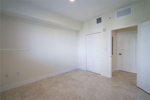 1091 Galiano St 404, Coral Gables, FL 33134